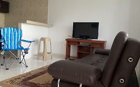 Candido Airport Ap 301
